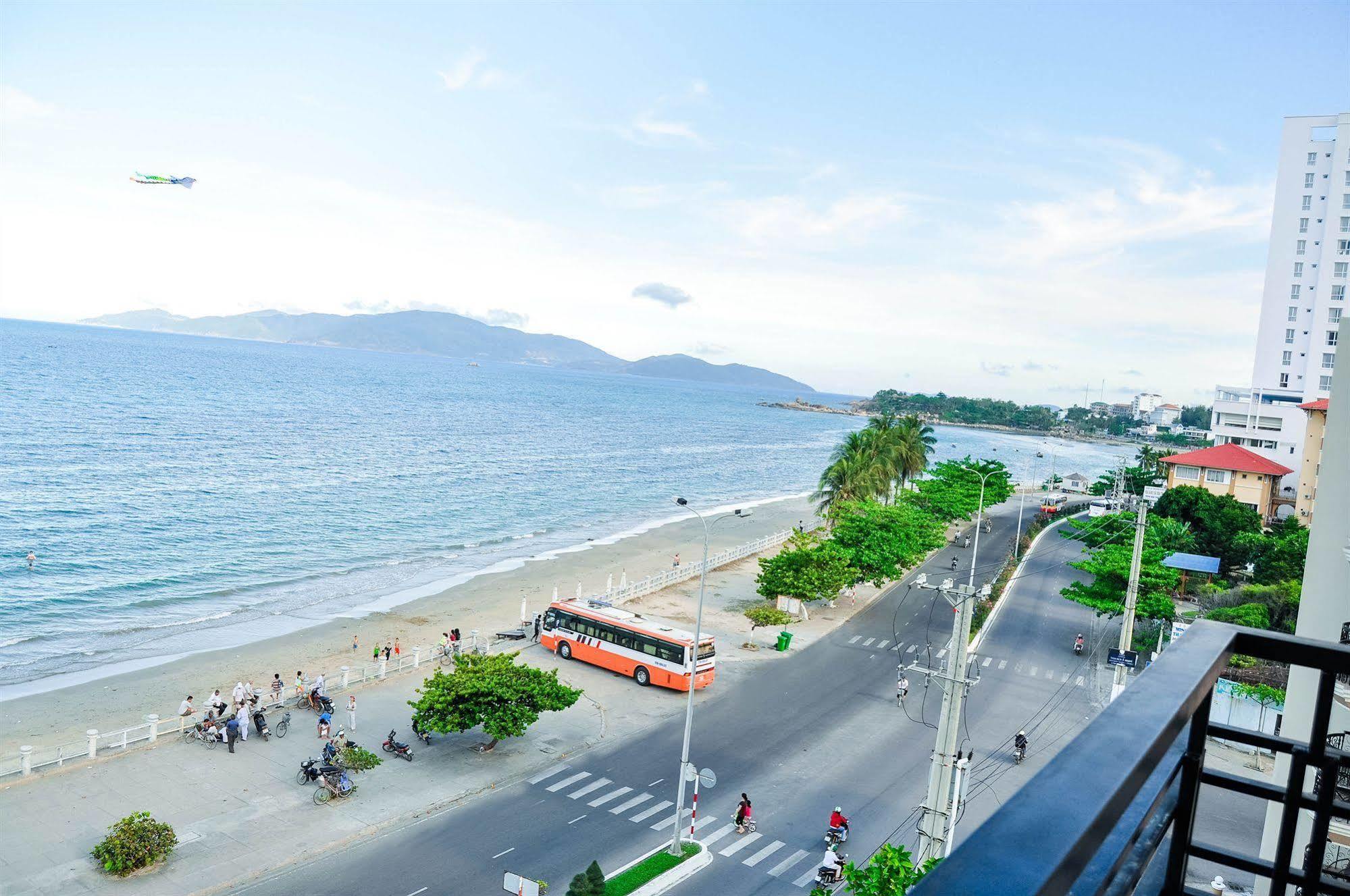 Thien Thanh Hotel - E Dragon Nha Trang Exterior foto